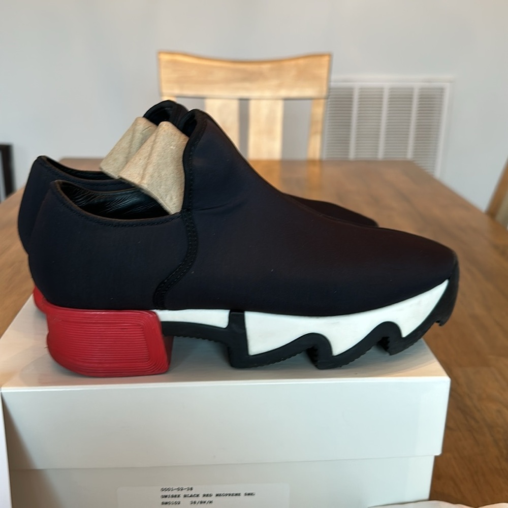 iRi Sneaker 8 - Picture 4 of 7